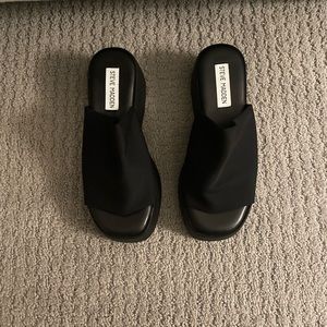 Steve Madden slinky platform sandals